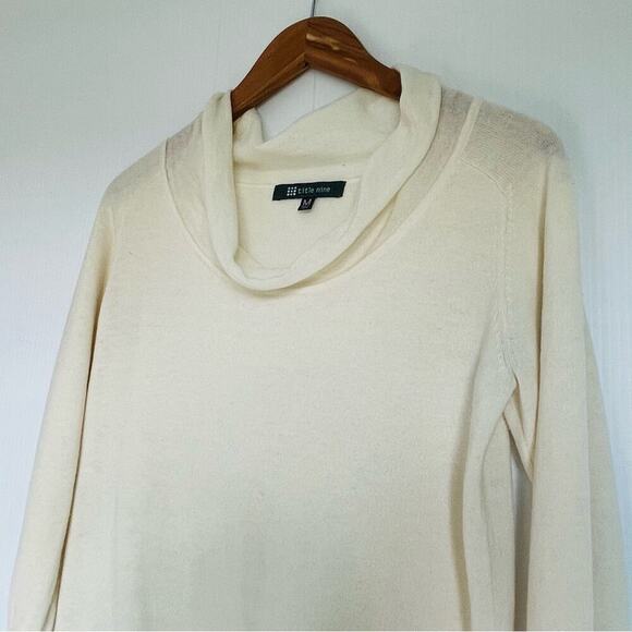 Title Nine sweater merino wool blend cowl neck long sleeve ivory colored size M - Picture 2 of 8